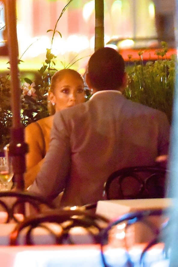 PAPARAZZO FOTOGRAFIJE J.Lo i Alex Rodriguez posvađali se u restoranu