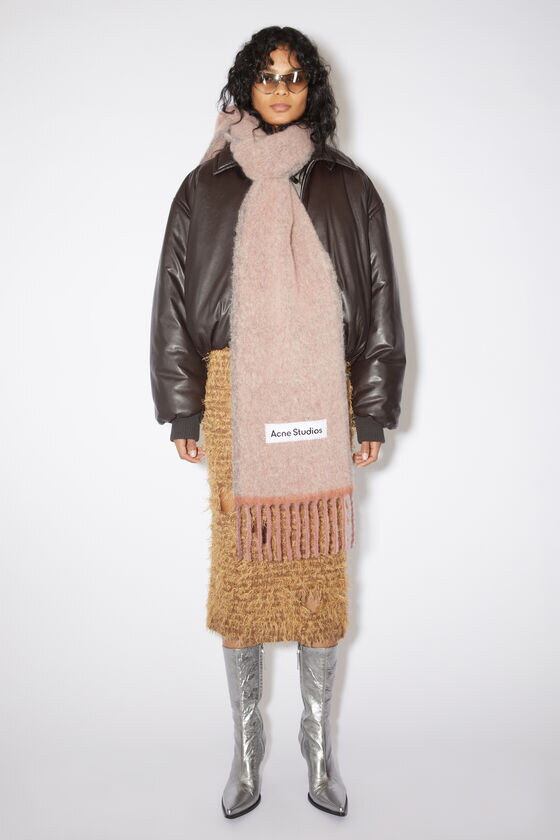 Acne Studios šalovi