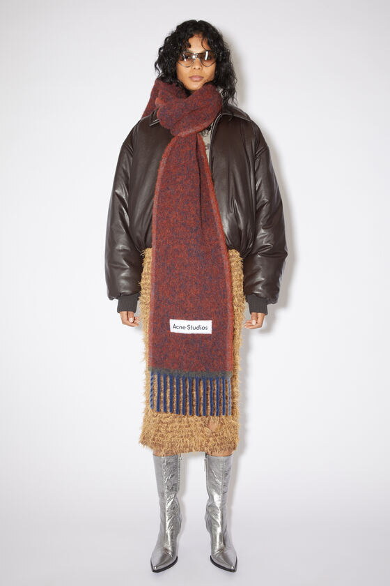 Acne Studios šalovi