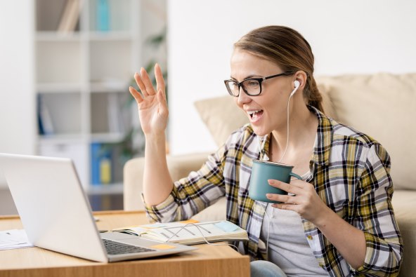 Što ljude okuplja dok ih razdvaja? Noć virtualne igre!