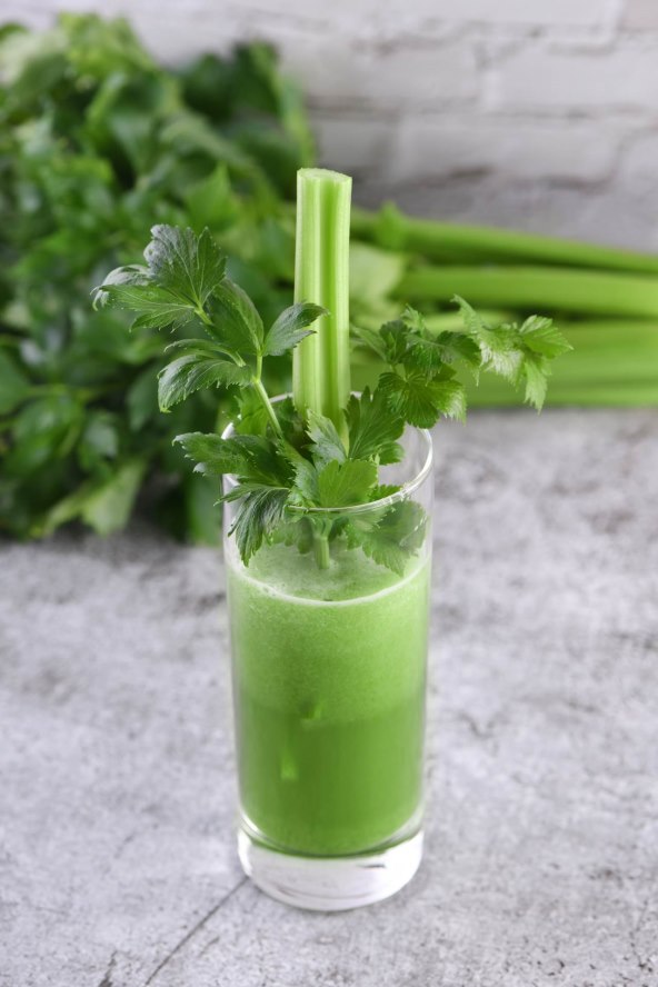Vrijeme je za mini detoks - pripremite celer shots