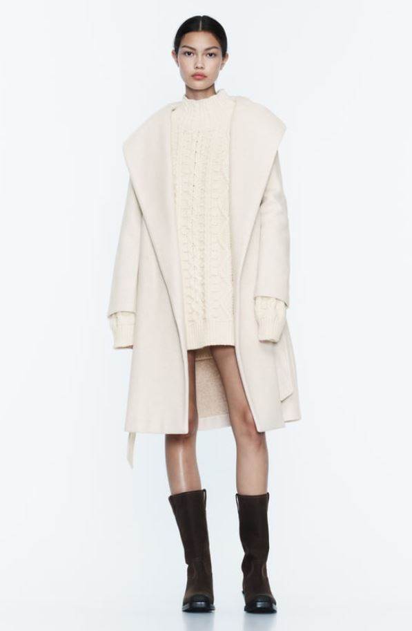 Mekani kaput s kapuljačom/ Zara/ 39,99 EUR