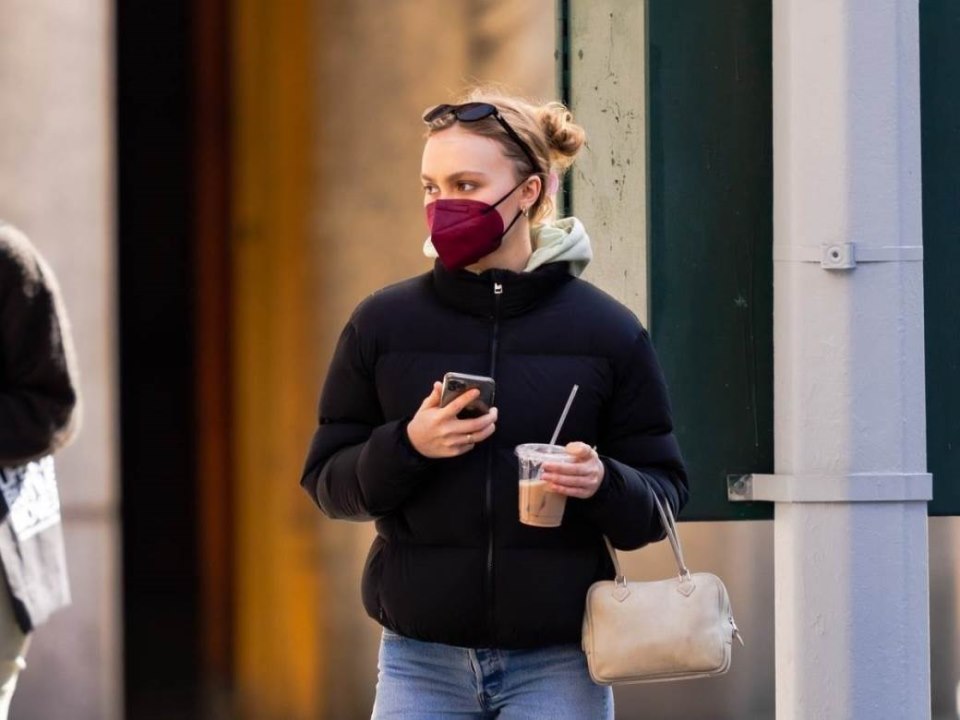 STREET OUTFITI SLAVNIH Sakrili ste se ispod maske, ali prepoznali smo vas
