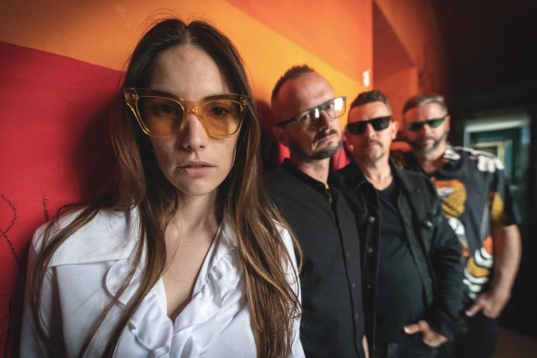 HVAR PLACESHOTEL otvorio vrata uz živu svirku indie benda