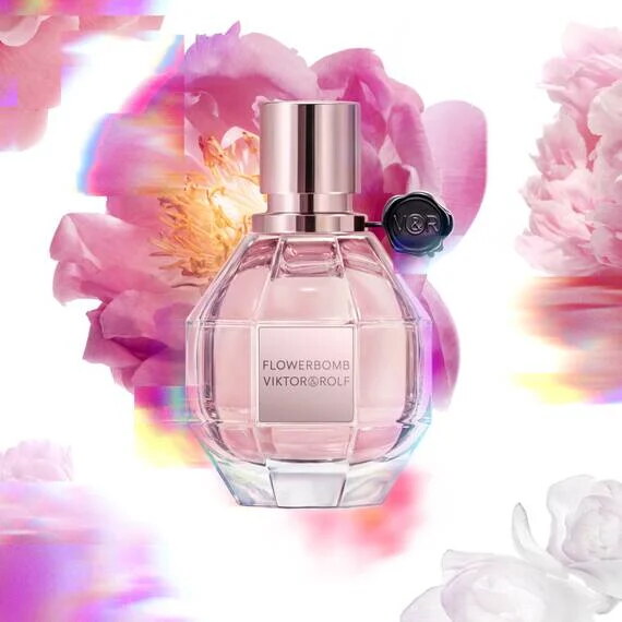 Emily Ratajkowski zaštitno lice kampanje Flowerbomb parfem Viktor&Rolf