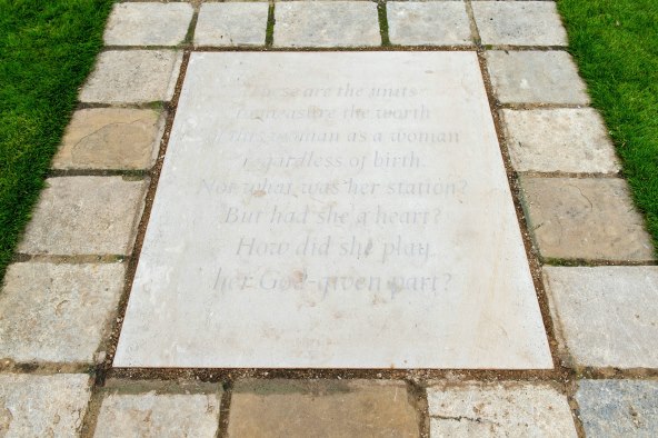PJESMA ZA DIANU Što se krije iza stihova pored kipa pokojne princeze? 