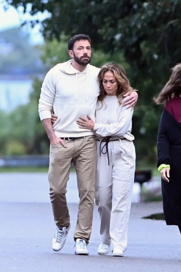 Tko se po horoskopu više slaže s Jennifer Lopez