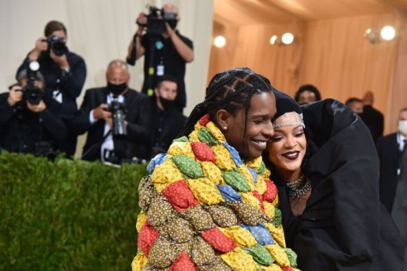 asap rocky i rihanna na met gali