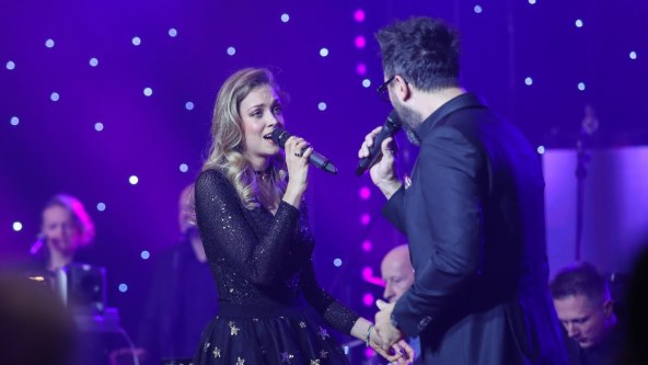 Petar Grašo i Hana Huljić pjevaju