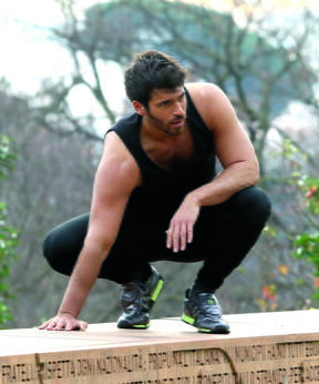 Can Yaman jedan je od najzgodnijih turskih glumaca