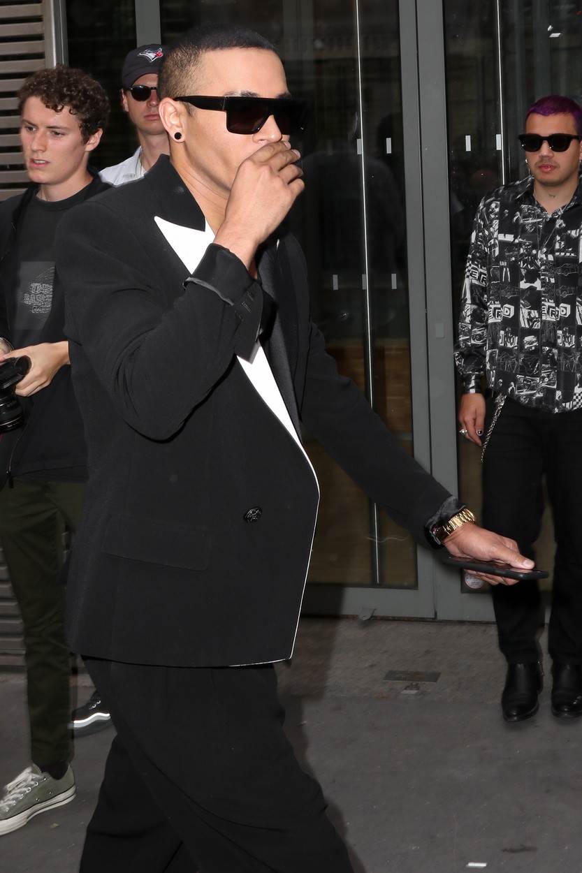 Olivier Rousteing je stradao 2020. u eksploziji kamina.