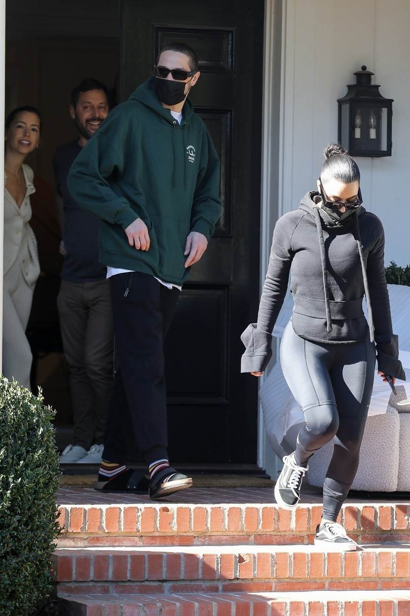 Kim Kardashian poznata je po svojim oblinama