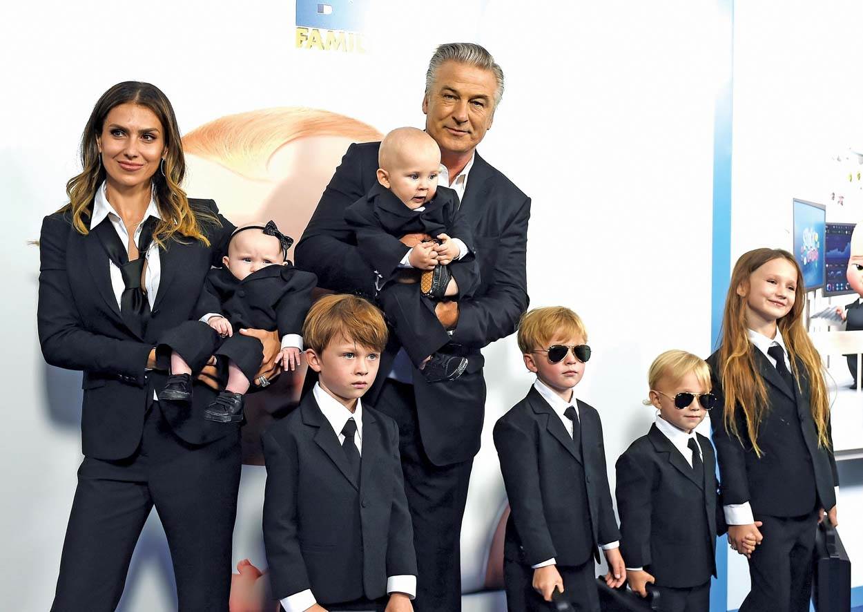 Hilaria i Alec Baldwin dobili su šesto dijete preko surogat-majke