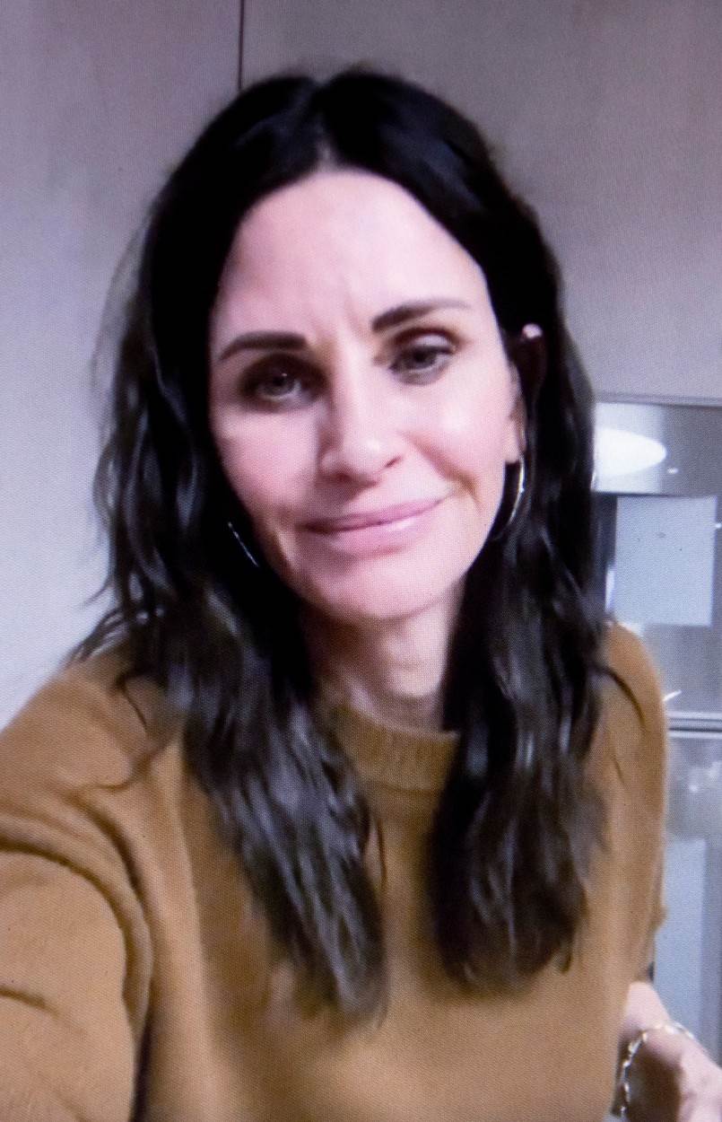 Courteney Cox pretjerala je s botoksom i plastičnim operacijama