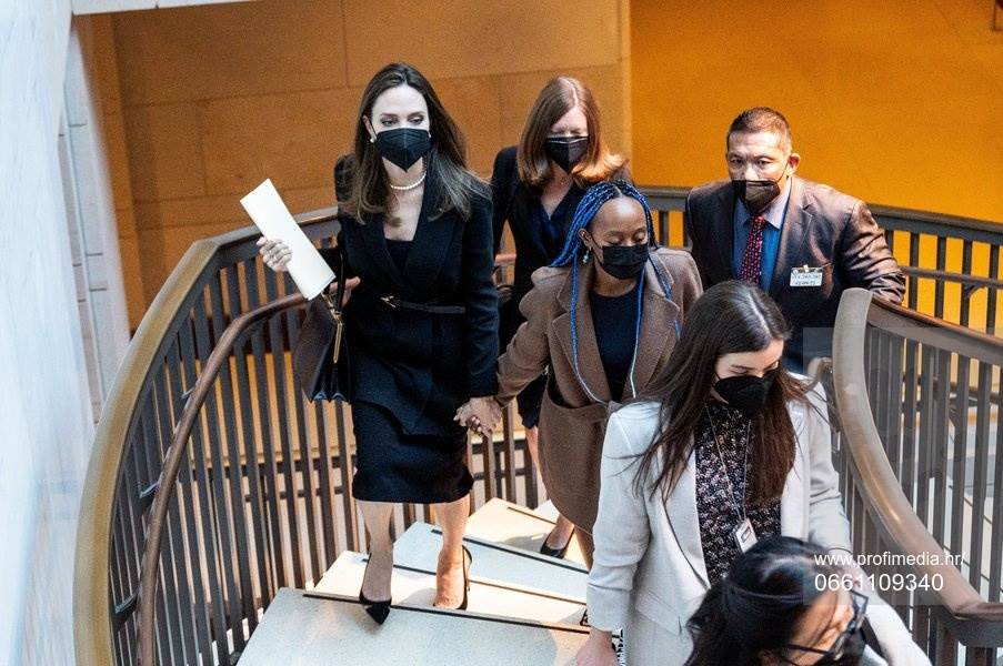 Angelina Jolie i kći Zahara posjetile su Washington