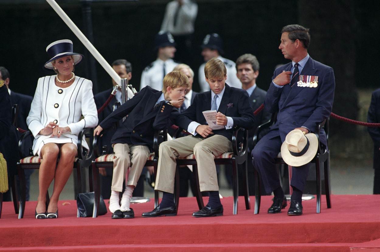 Princeza Diana sa sinovima i suprugom Charlesom