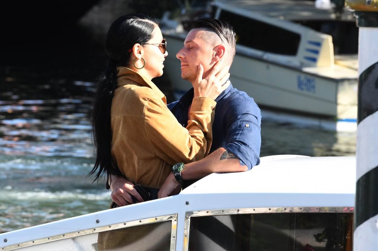 Adriana Lima i Andre Lemmers čekaju svoje prvo zajedničko dijete