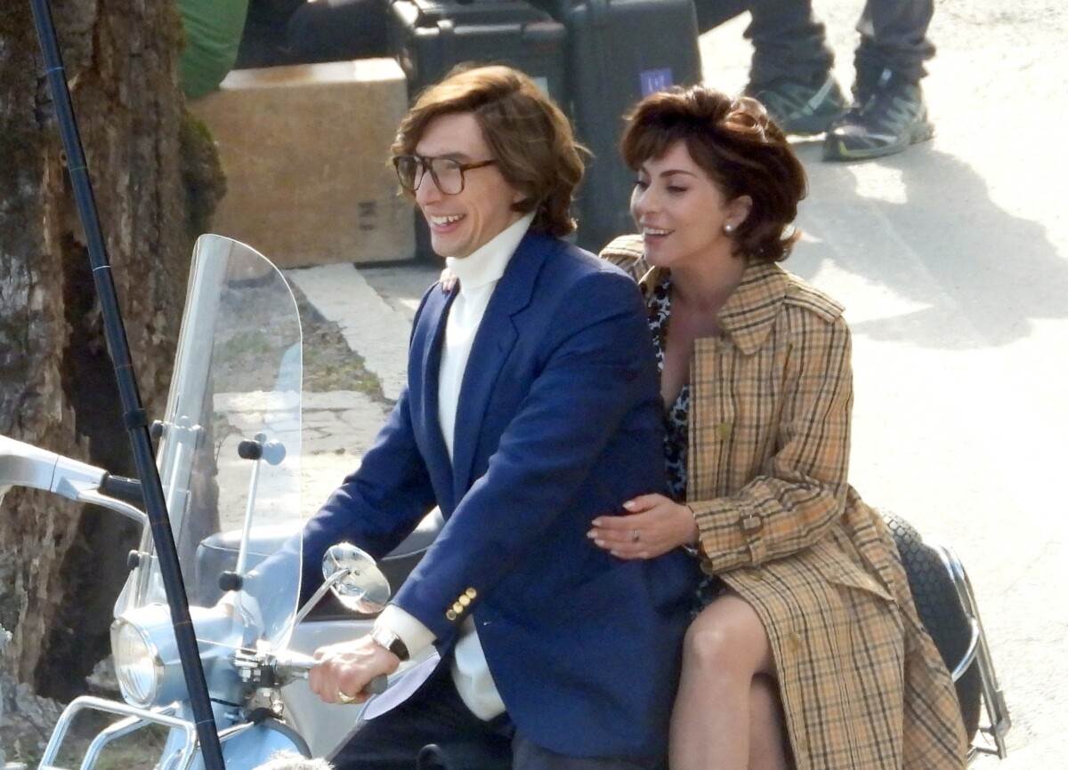 Lady Gaga je trudna?