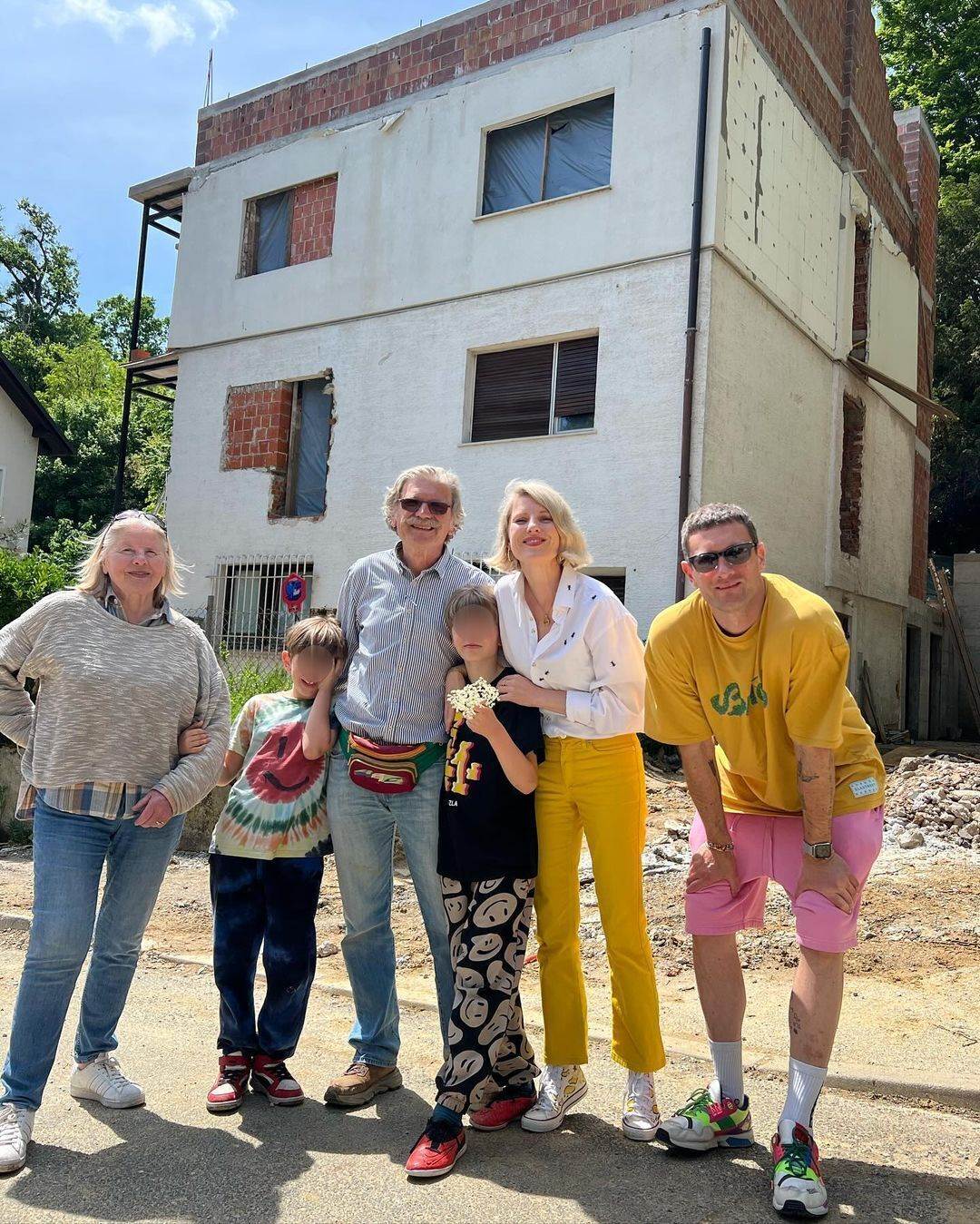 Ida Prester pozirala s obitelji