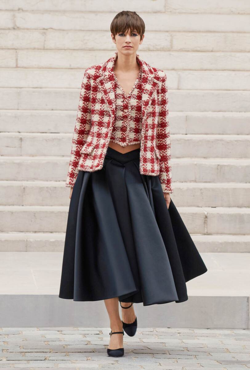 vjencanica-iz-snova-s-potpisom-chanel-carobna-je-najava-nove-haute-couture-kolekcije