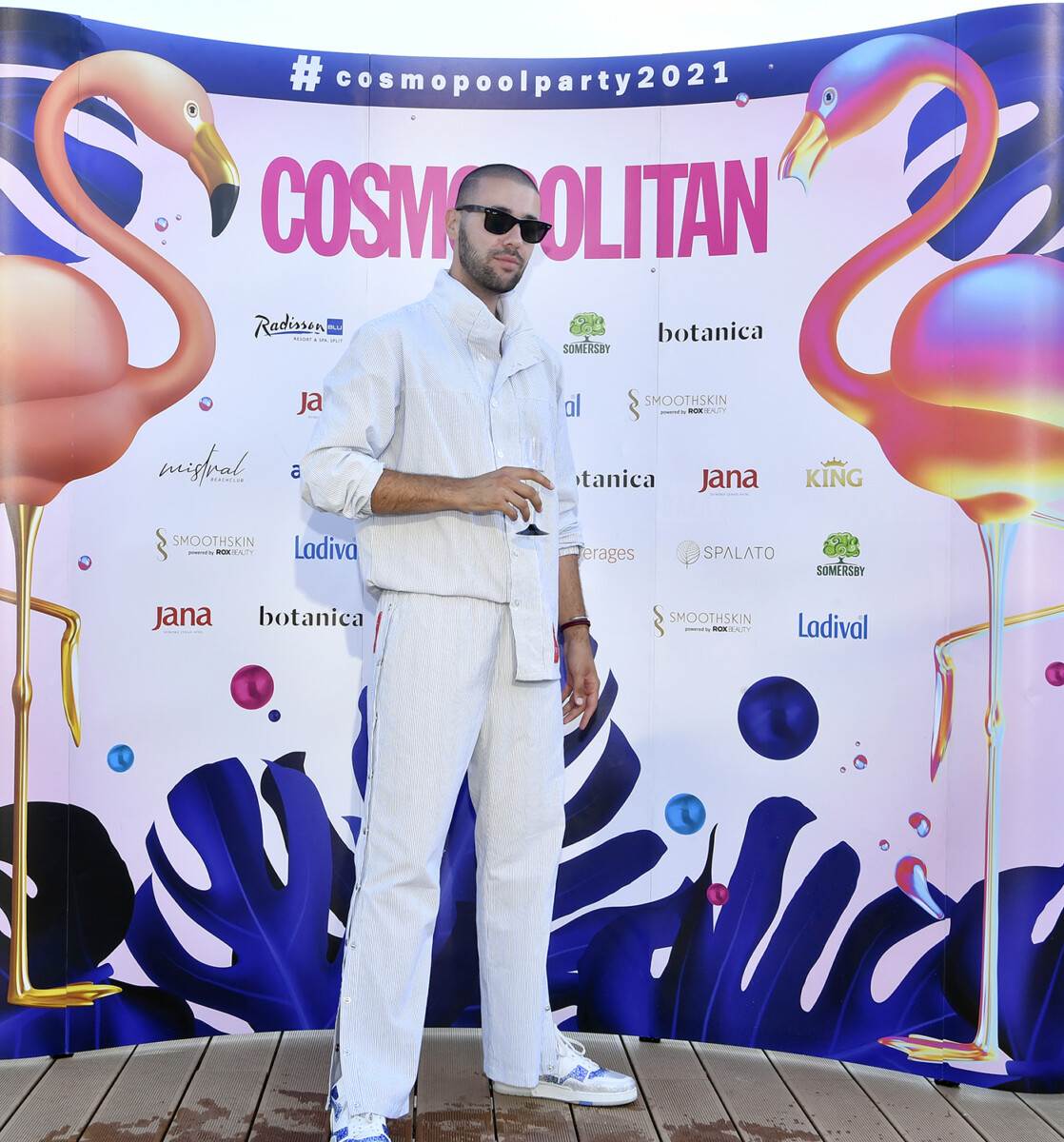 znate-li-sto-je-to-candy-pop-i-kako-ga-isfurati-ucite-od-modnih-znalaca-na-cosmo-pool-partyju