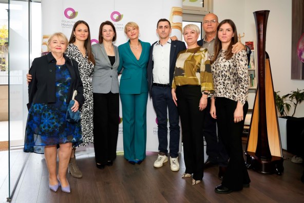 Greta Gunek Mačukat, Maja Romić, Irena Kaurinović, Maša Hrelec Patrlj, Antonio Glamočak, Anita Razum, Tomislav Kukin, Daria Tresić.jpg