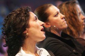 Doris Dragović, Nina Badrić