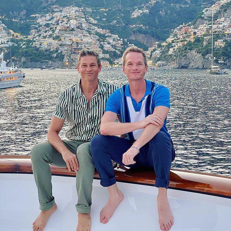 Neil Patrick Harris glumi u seriji Uncoupled