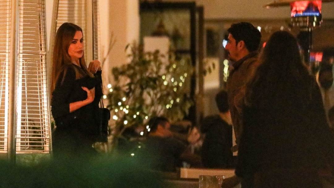 Sofia Vergara je snimljena s misterioznim muškarcem, a od 2015. je u braku s glumcem Joem Manganiellom.