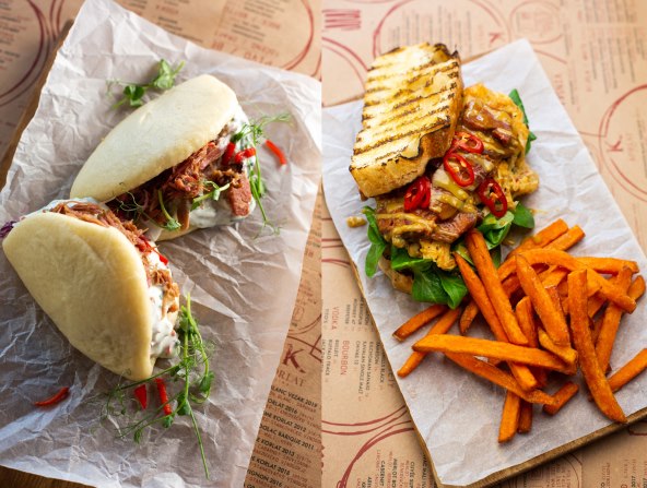 Bao buns s dimljenim buncekom glaziranim hoisin umakom te sendvič s dimljenim junećim jezikom i tostiranom focacciom