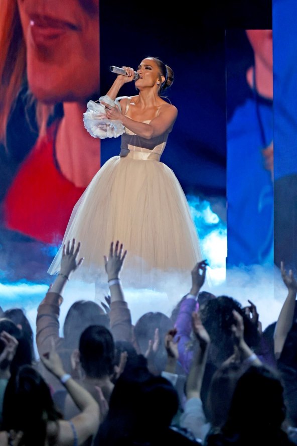 Jennifer Lopez