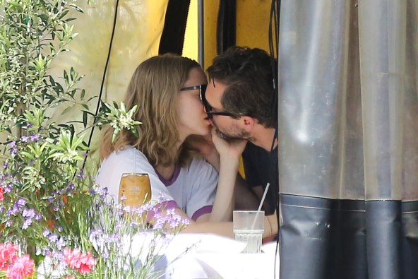 Amanda Seyfried i Thomas Sadoski