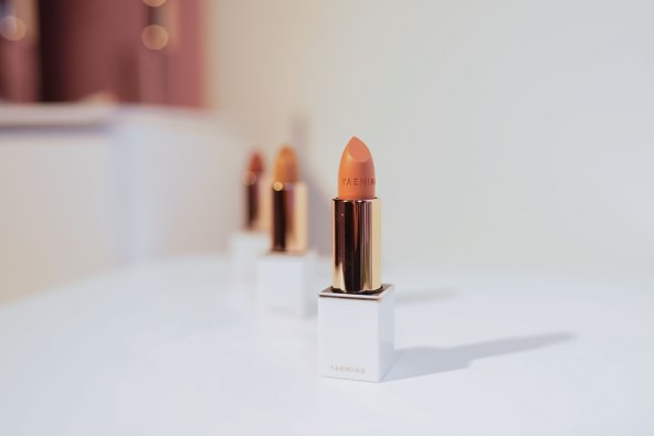 Yaemina Beauty 01