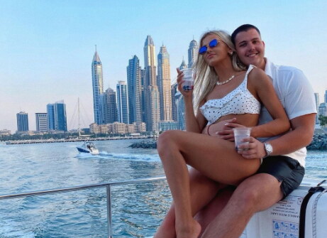 PUKLA LJUBAV Brenin nasljednik Viktor ostavio je djevojku Sandru