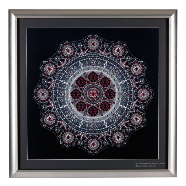 mandala-inspirirana-paskom-cipkom-osvojila-london