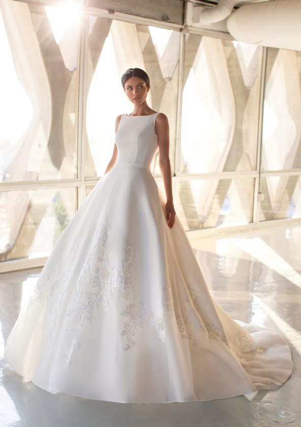 trendi-vjencanice-iz-pronovias-cruise-kolekcije-2021