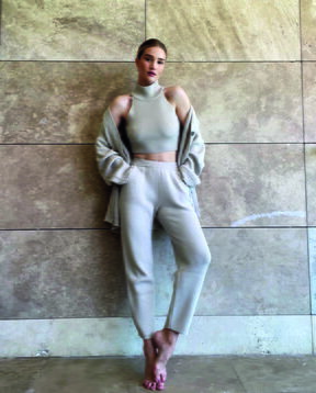 Rosie Huntington-Whiteley kao modna edukatorica