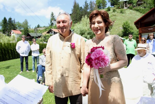 Vladimir Kočiš Zec i Dina Hadžiselimović