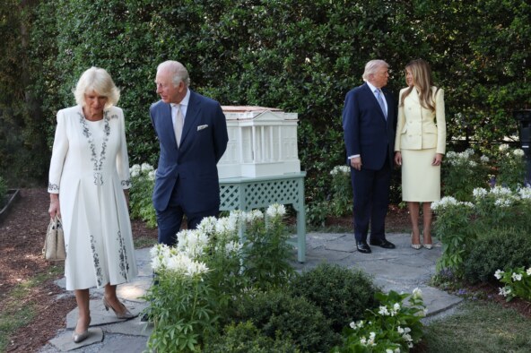 Donald Trump, kralj Charles, kraljica Camilla i Melania Trump