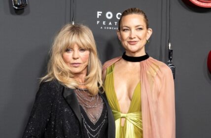 Goldie Hawn Kate Hudson.jpeg