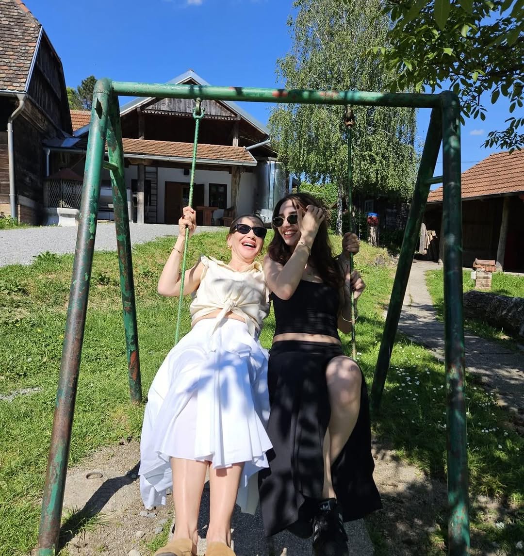 downloadgram.org_705969022_18447750373117675_9178087835528462355_n.jpg
