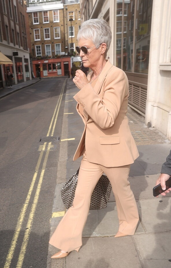 Jamie Lee Curtis