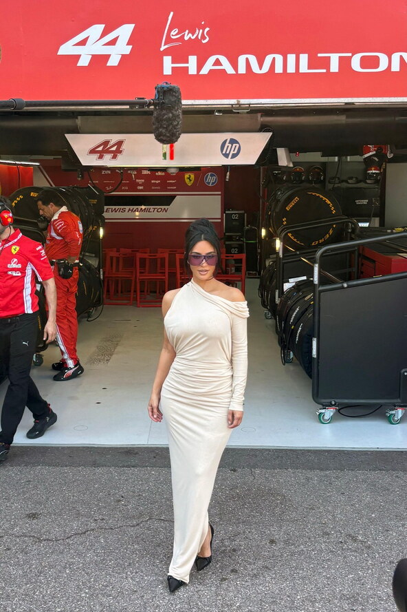 Kim Kardashian F1