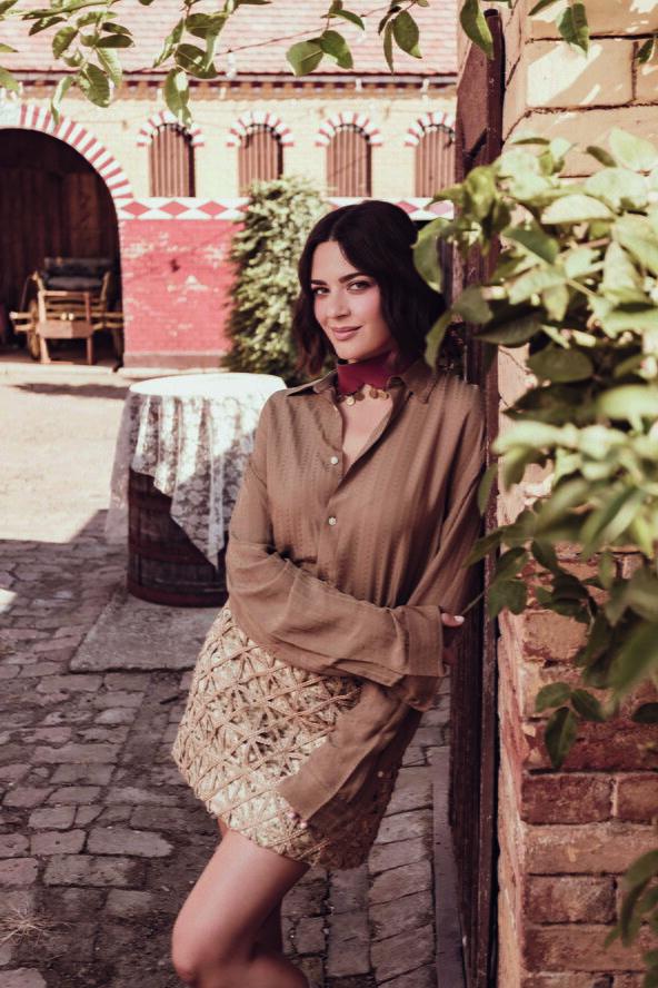 Mia - photos by Goran Cizmesija (1).jpg