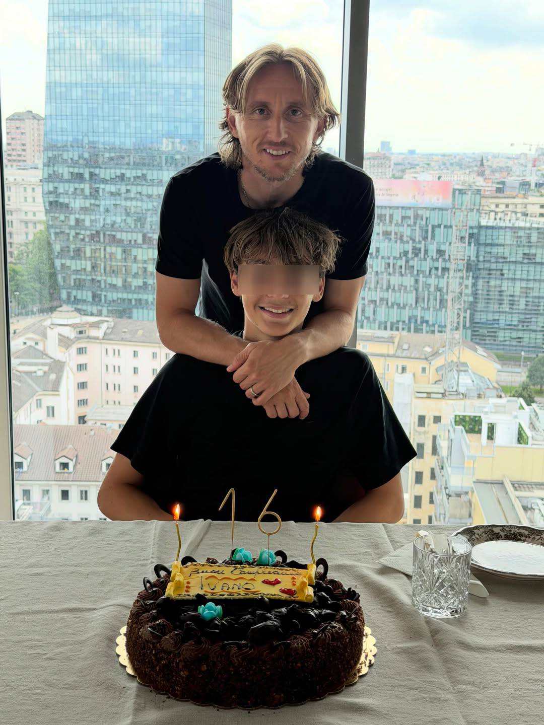 Luka Modrić i Ivano Modrić.jpg