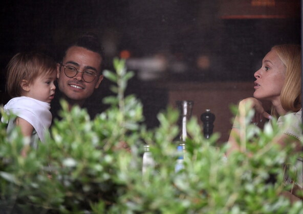 Rumer Willis, Derek Thomas