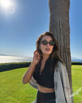 🫥.jpg