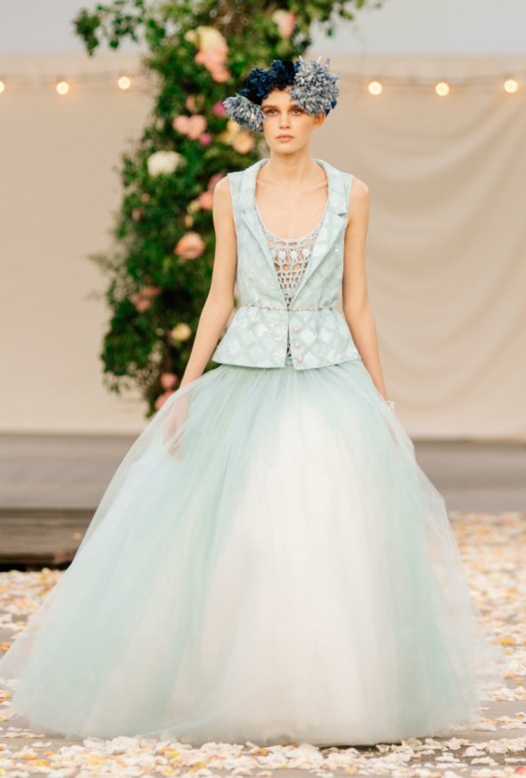 chanel-revija-haute-couture-kosa-cvijece-u-kosi-vjencanja