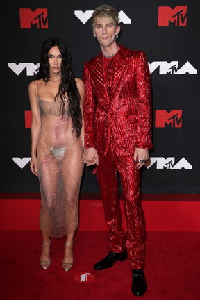 Megan i MGK red carpet