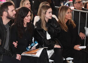 Johnny McDaid, Courteney Cox, Coco Arquette, Jennifer Aniston